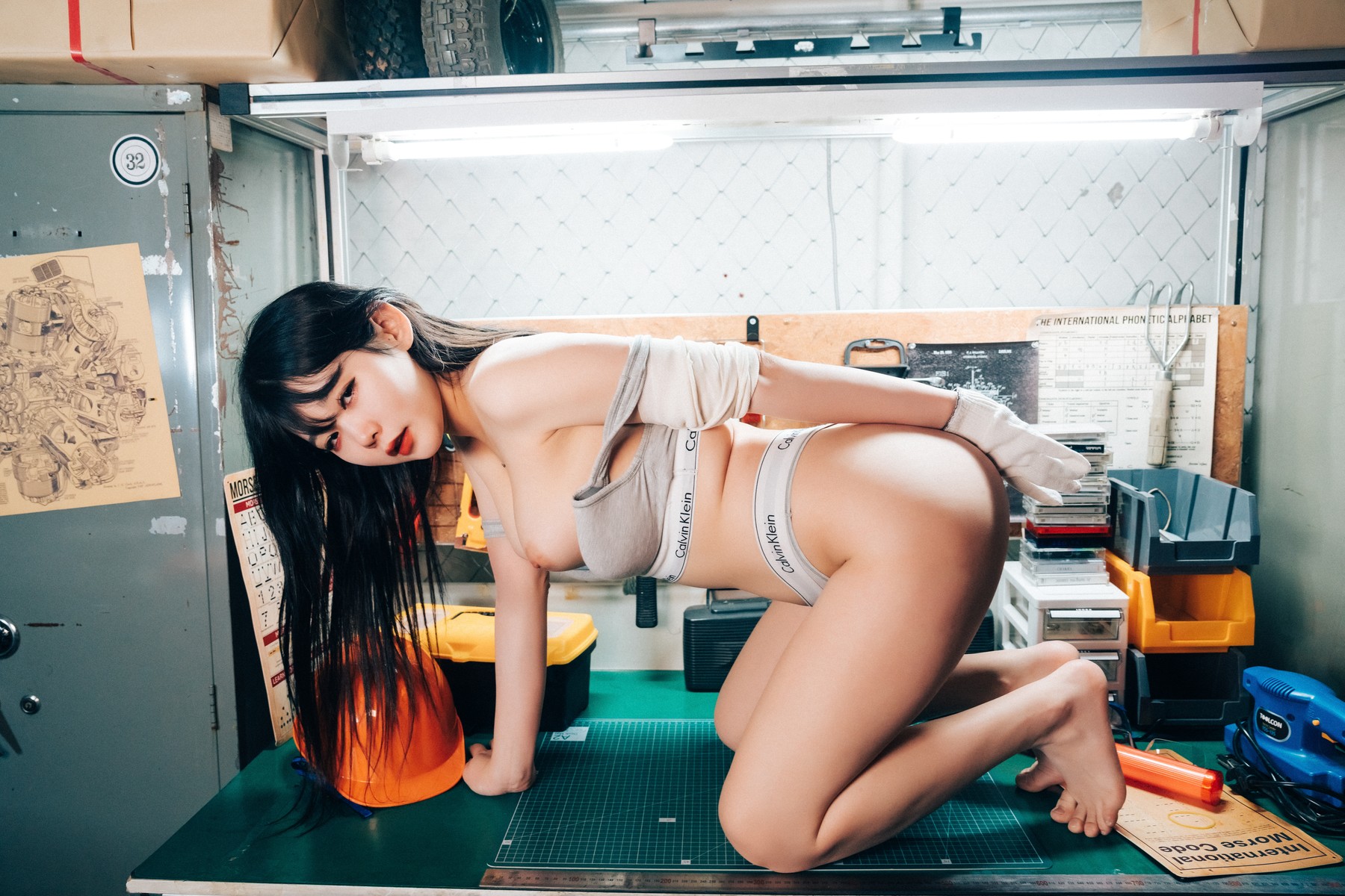 ZIA.Kwon 권지아, [Loozy] Fetish Girl (+S.Ver) Set.02の写真 27