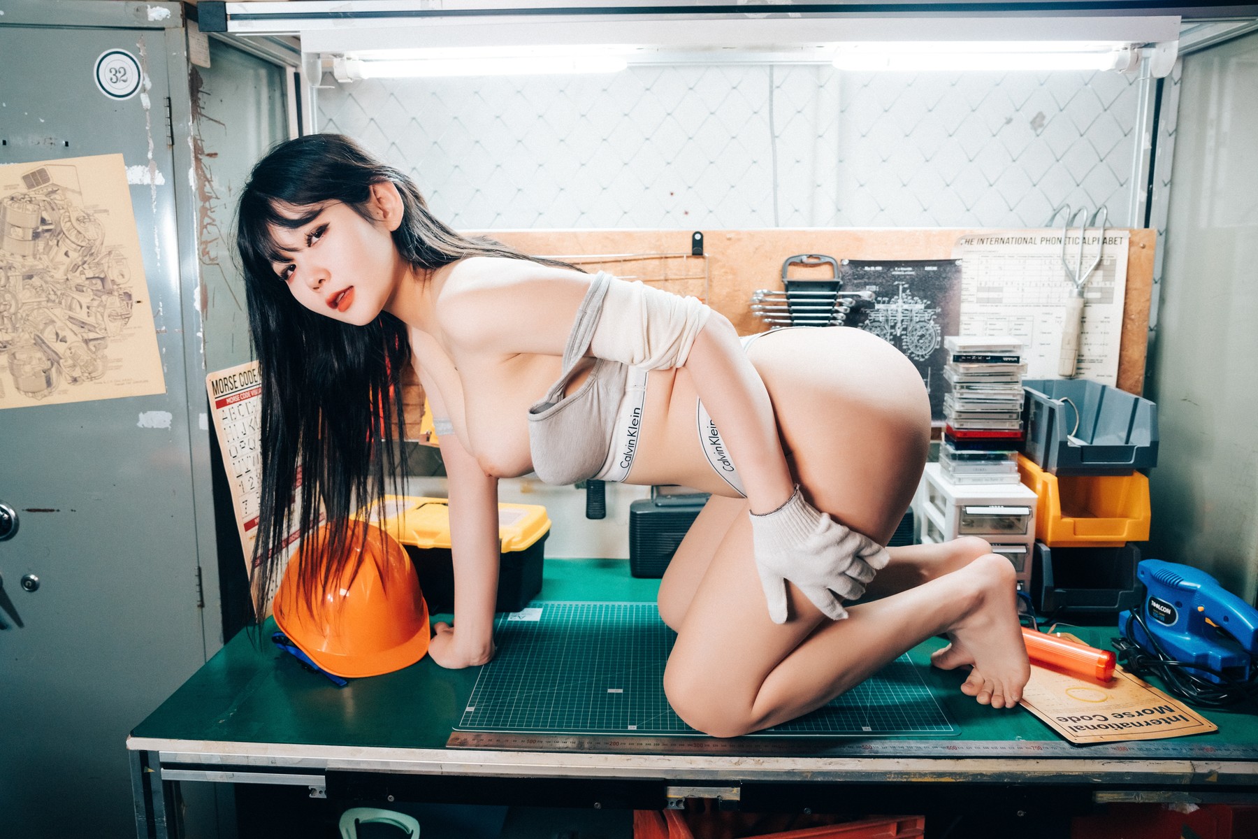 ZIA.Kwon 권지아, [Loozy] Fetish Girl (+S.Ver) Set.02の写真 28