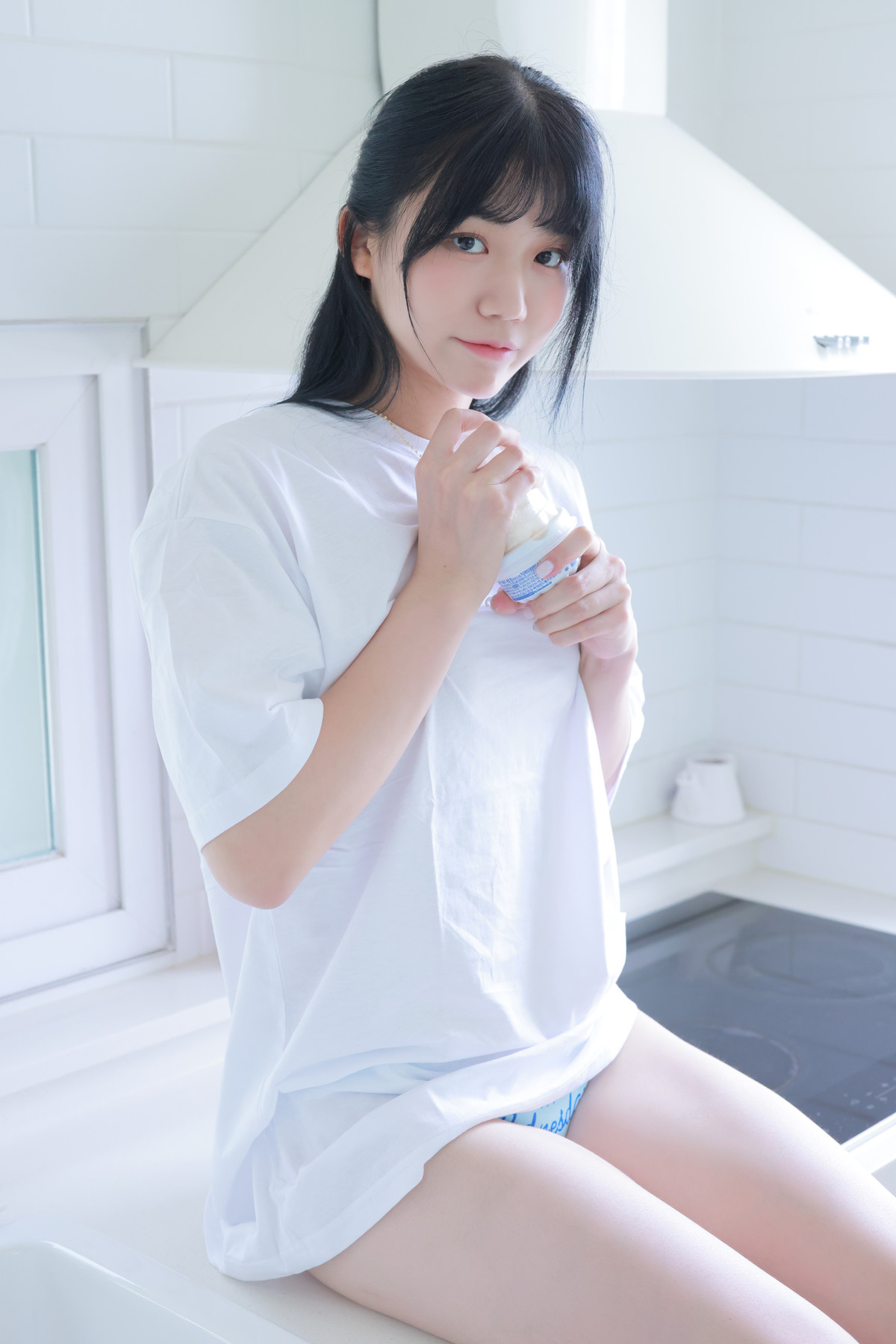 Yui 유이, [SWEETBOX] CREAM Set.02の写真 13