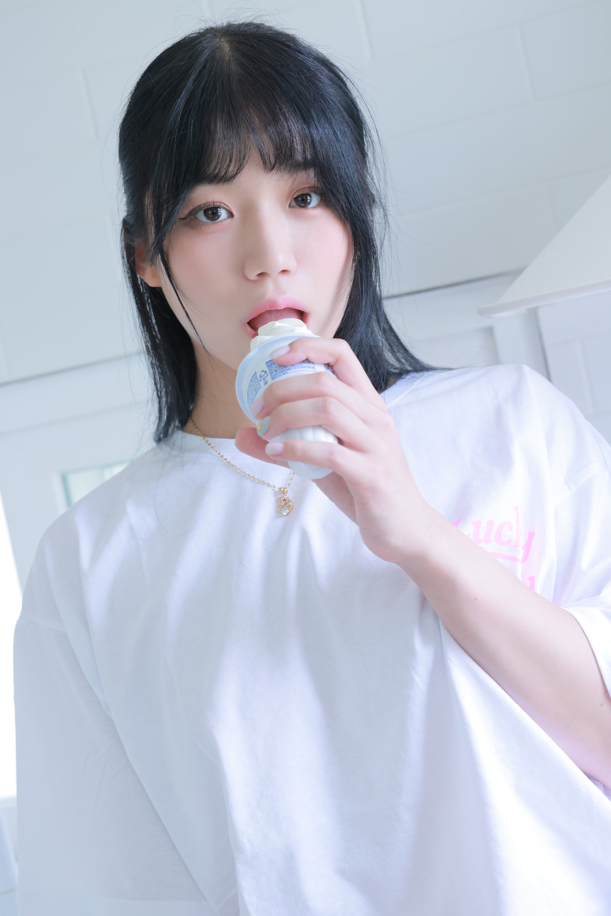 Yui 유이, [SWEETBOX] CREAM Set.02の写真 17