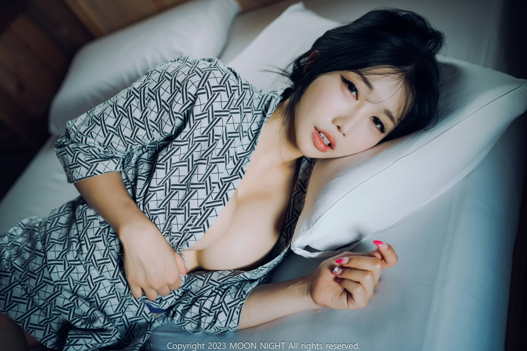 Yunjin 챌이, [Moon Night Snap] 행운 Lucky Set.01の写真 11