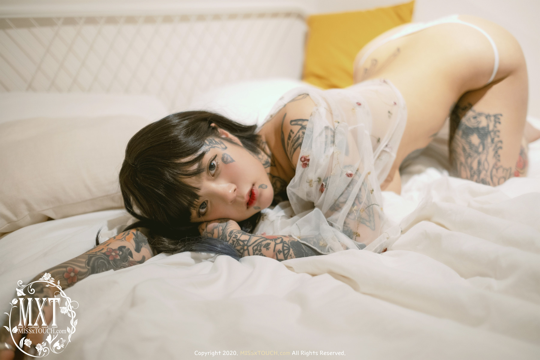 DOROTHY 도로시, [MISS TOUCH] DOROTHY 14th Photobook Set.02の写真 24