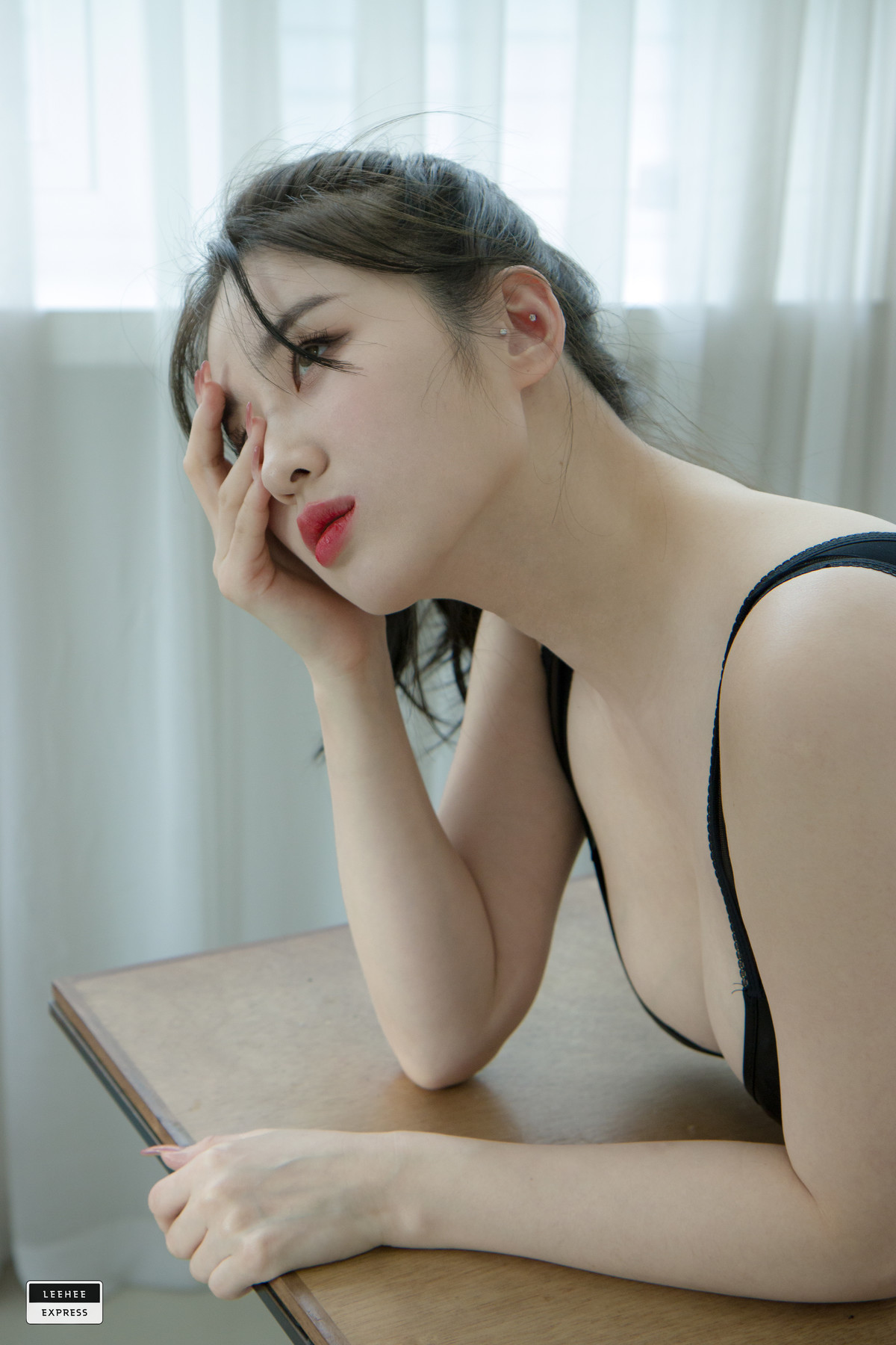 Kim Woo Hyeon 김우현, [LEEHEE EXPRESS] LEDG-010Bの写真 46