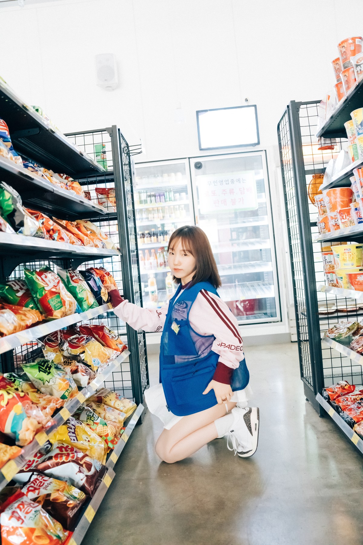 Han Yeri 한예리, [Loozy] Pocket Girl Alba Set.01の写真 3