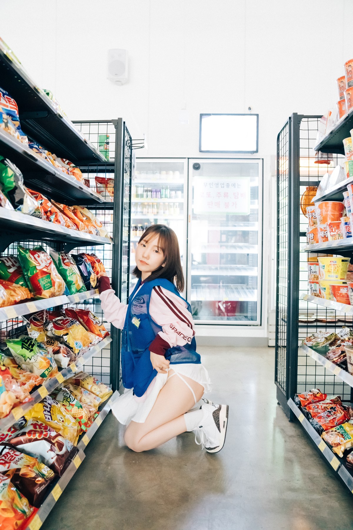 Han Yeri 한예리, [Loozy] Pocket Girl Alba Set.01の写真 5