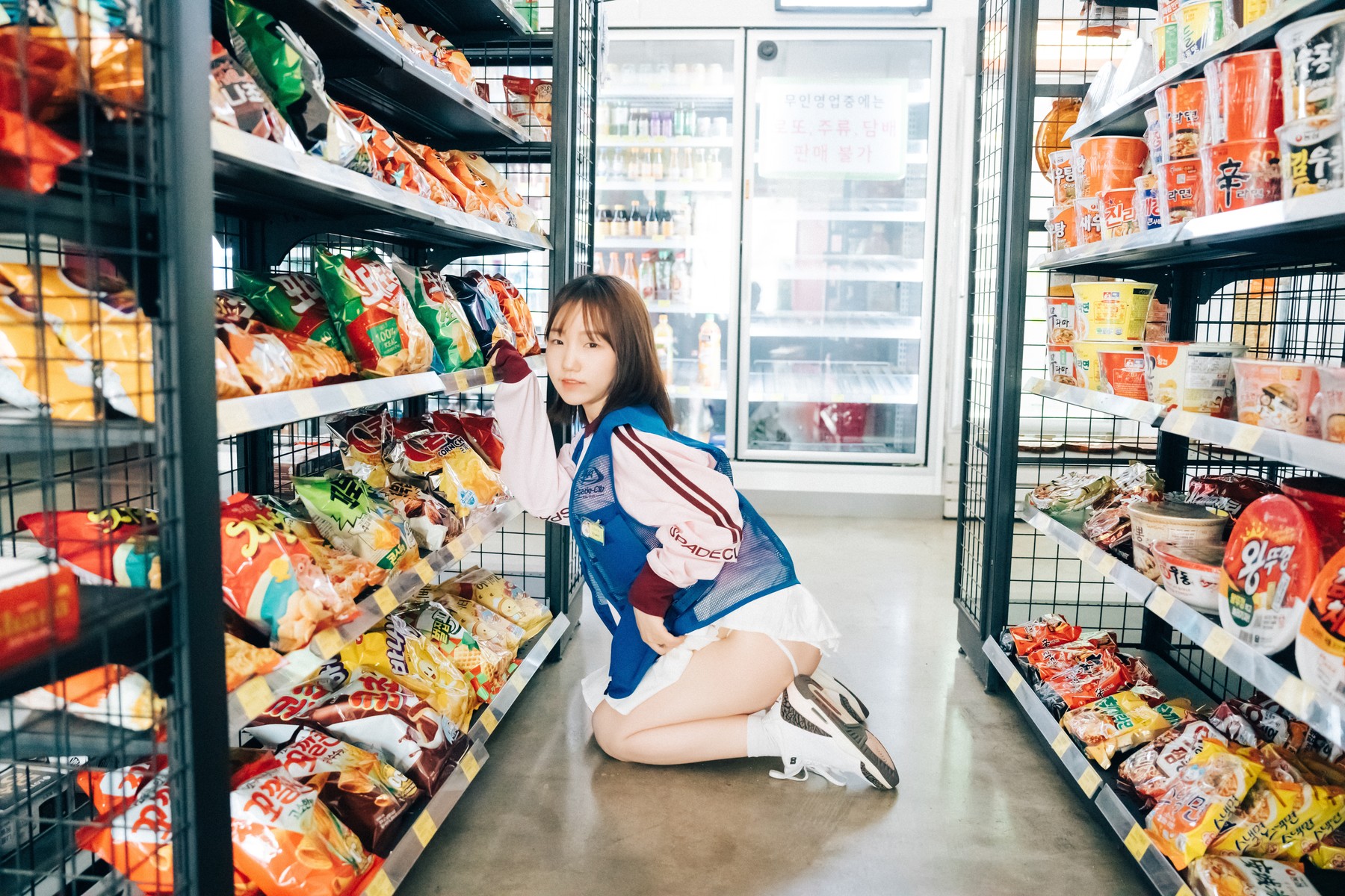 Han Yeri 한예리, [Loozy] Pocket Girl Alba Set.01の写真 6