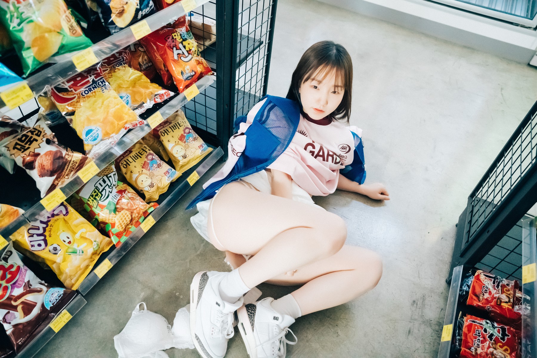 Han Yeri 한예리, [Loozy] Pocket Girl Alba Set.01の写真 13