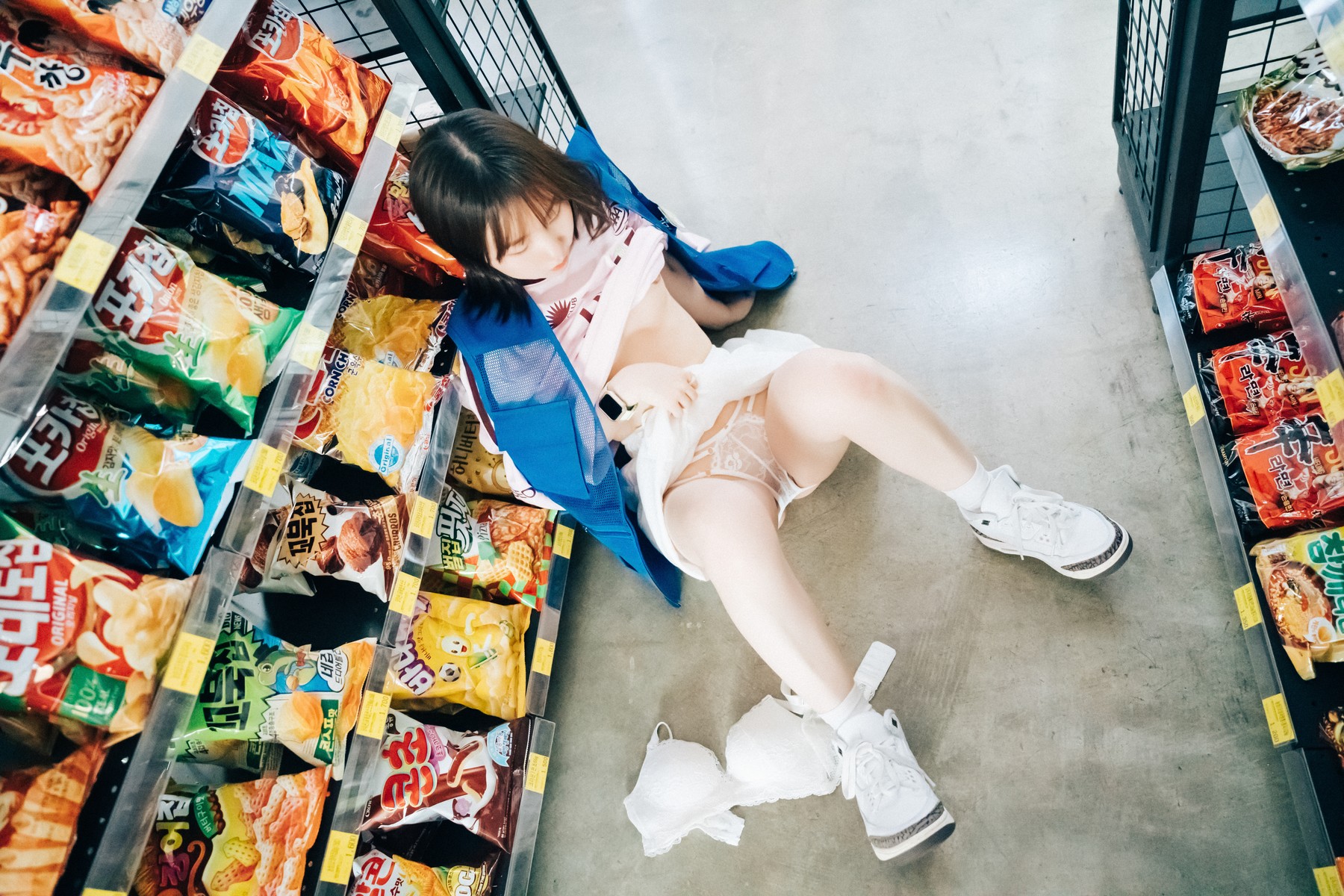 Han Yeri 한예리, [Loozy] Pocket Girl Alba Set.01の写真 43