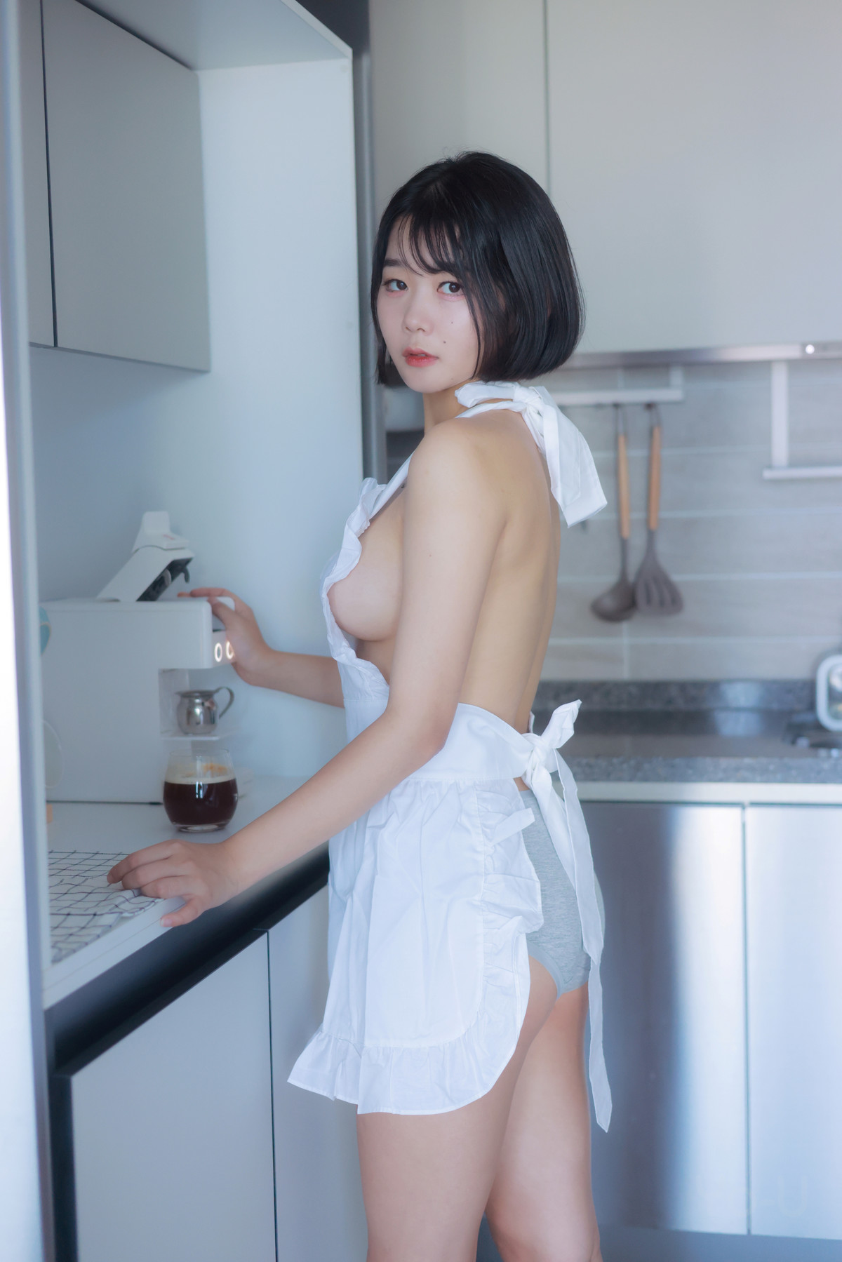 ZIA.Kwon 권지아, [Yo-U] “Birthday 2” Set.02の写真 12