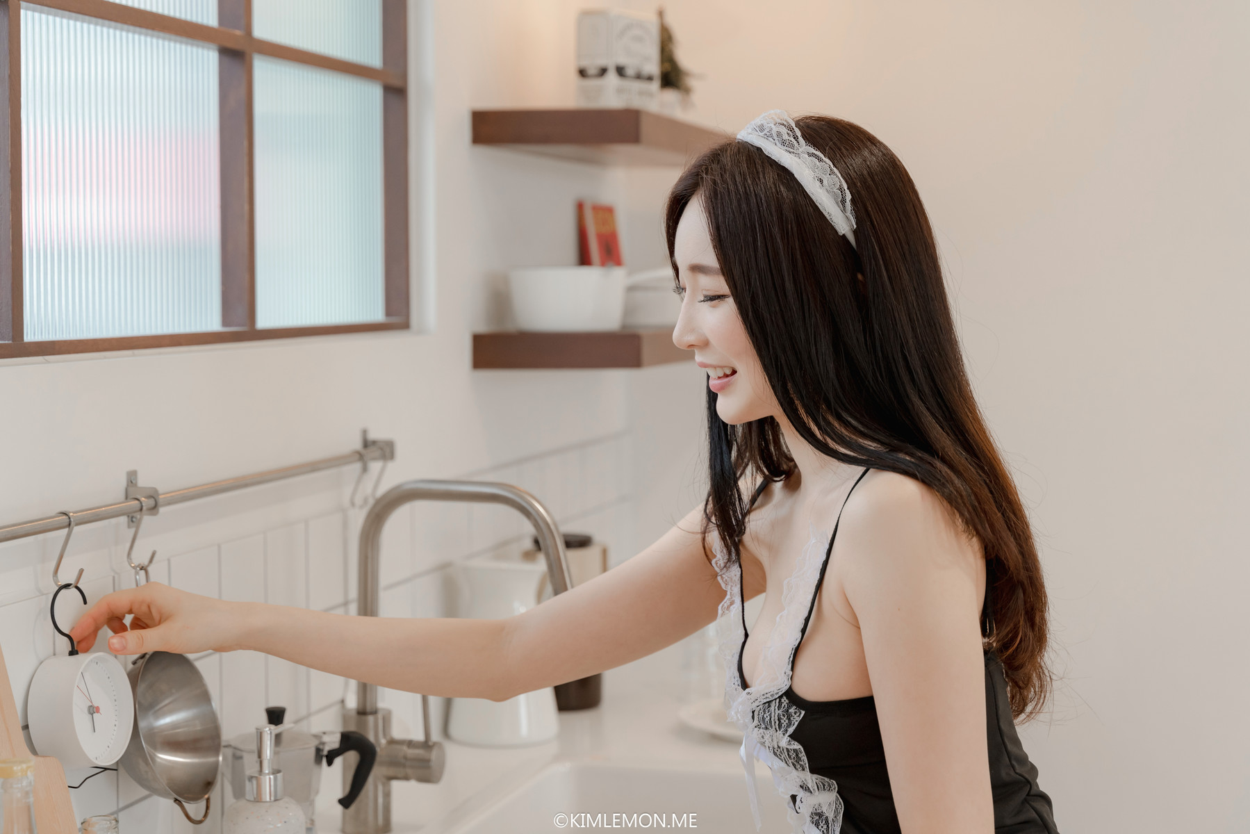 SUA 지수아, [KIMLEMON] SuA 4th Photobookの写真 6