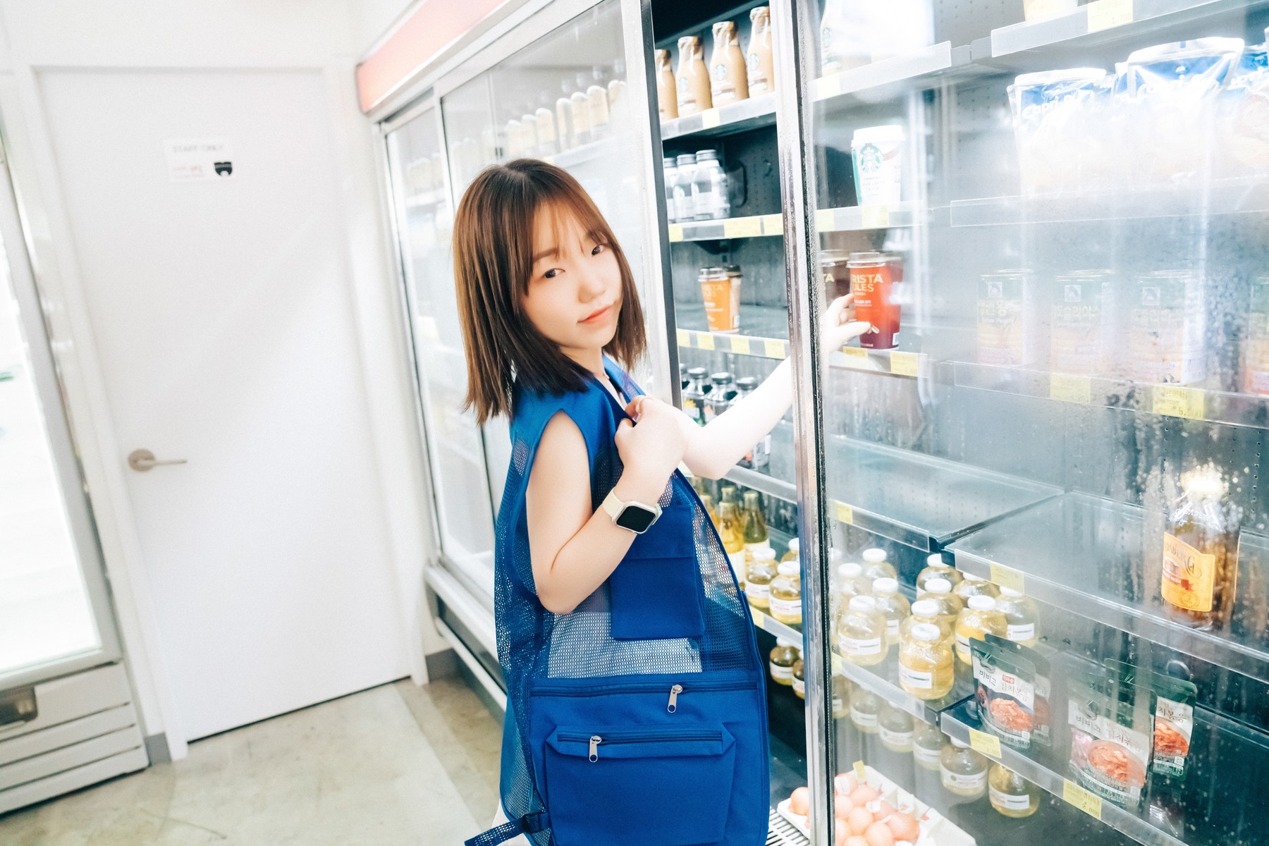 Han Yeri 한예리, [Loozy] Pocket Girl Alba Set.02の写真 3