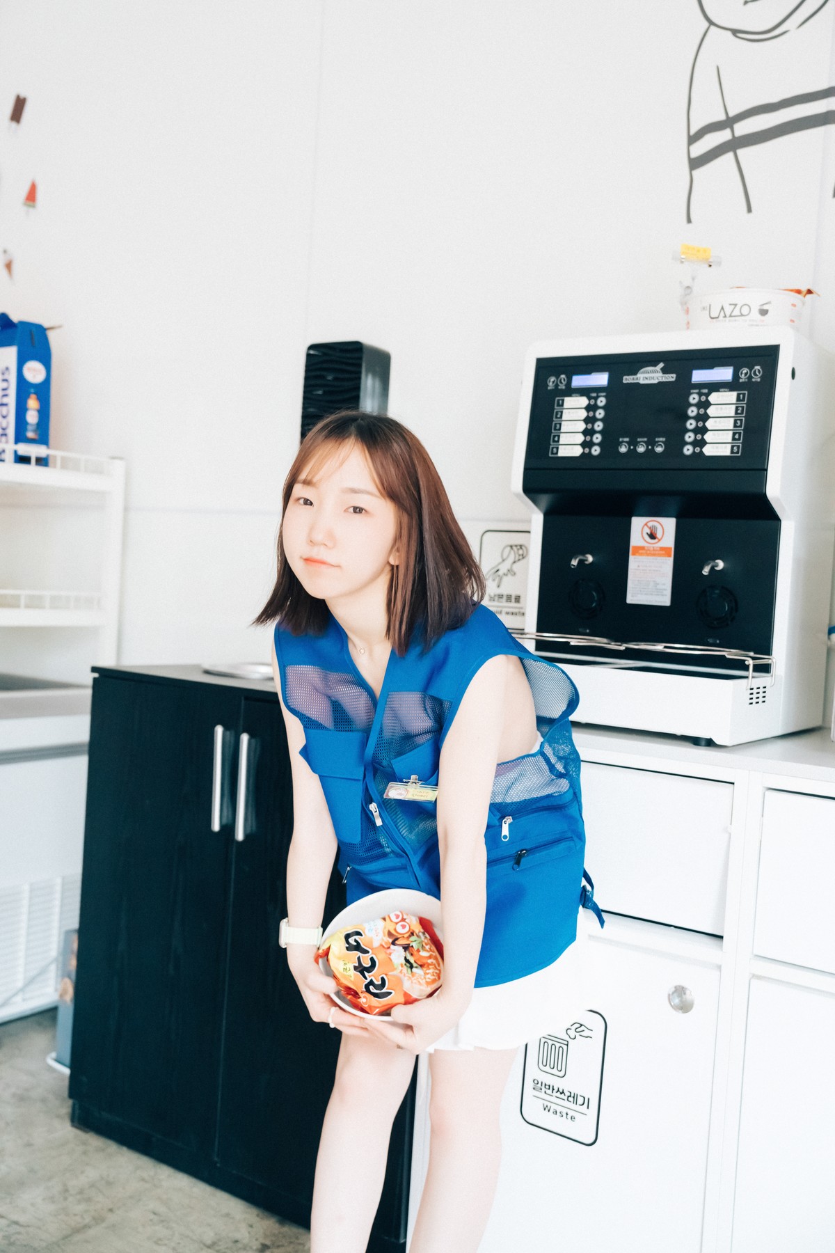Han Yeri 한예리, [Loozy] Pocket Girl Alba Set.02の写真 16