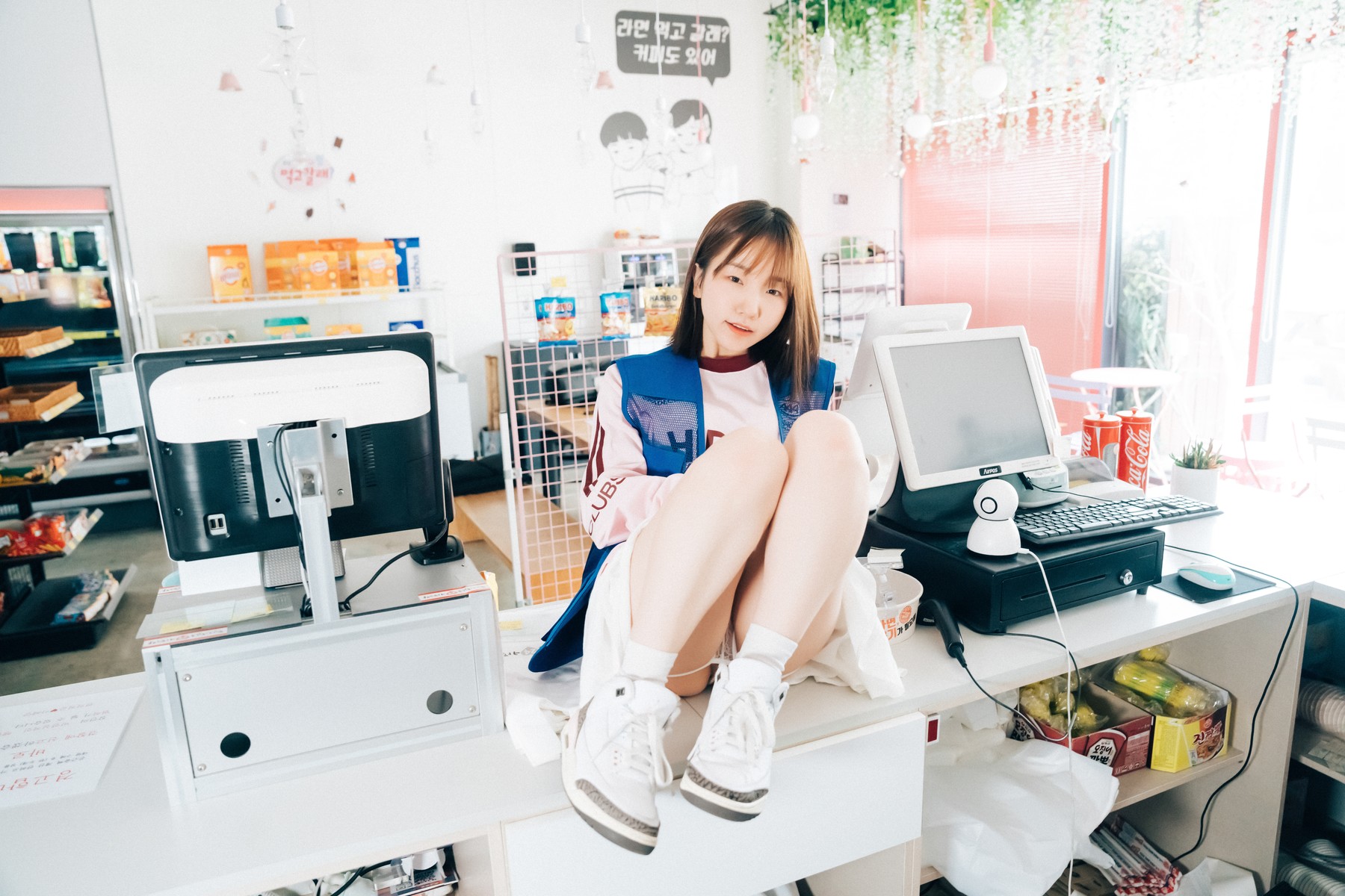 Han Yeri 한예리, [Loozy] Pocket Girl Alba Set.02の写真 44