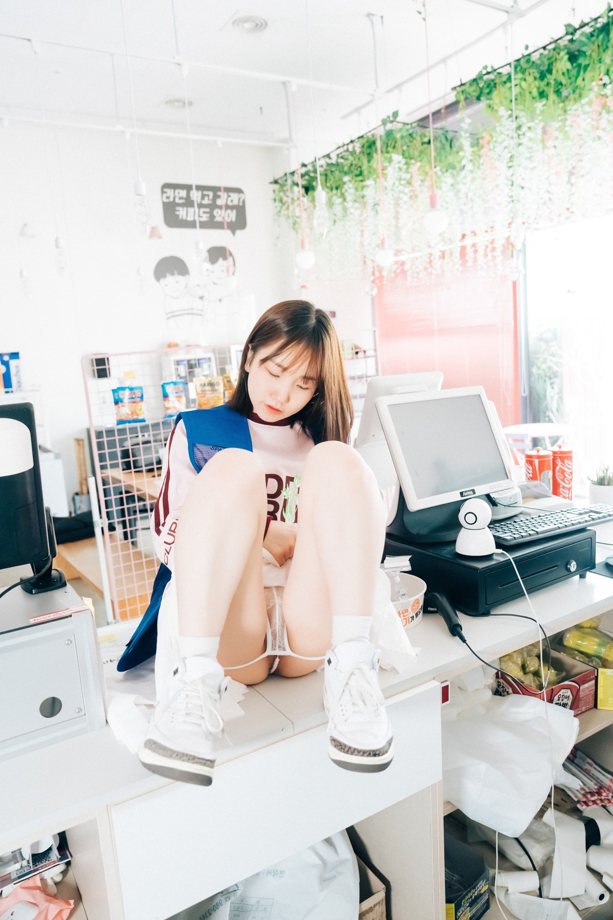 Han Yeri 한예리, [Loozy] Pocket Girl Alba Set.02の写真 45