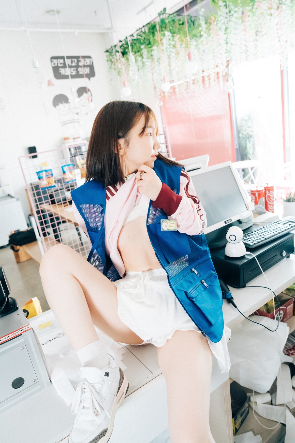 Han Yeri 한예리, [Loozy] Pocket Girl Alba Set.02の写真 52