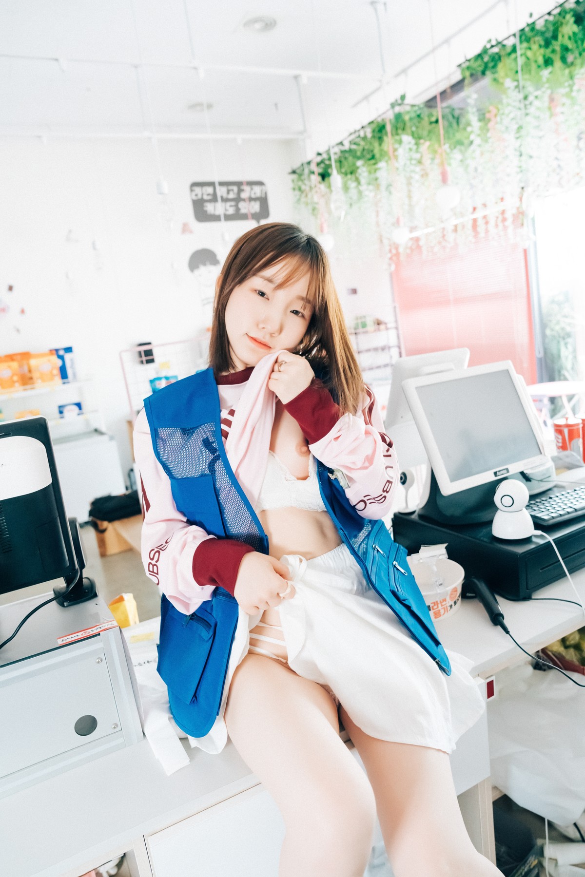 Han Yeri 한예리, [Loozy] Pocket Girl Alba Set.02の写真 54