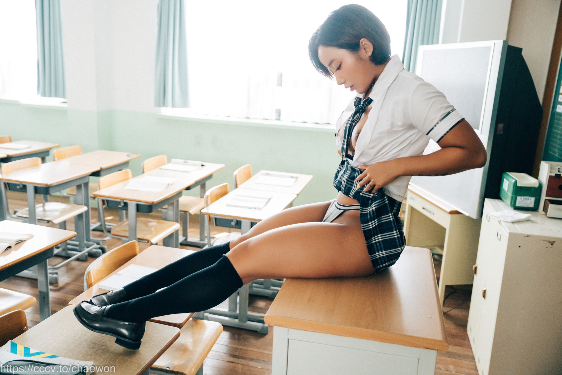 Booty Queen, [Bimilstory] Gal in a Shool Warehouse Set.01の写真 29