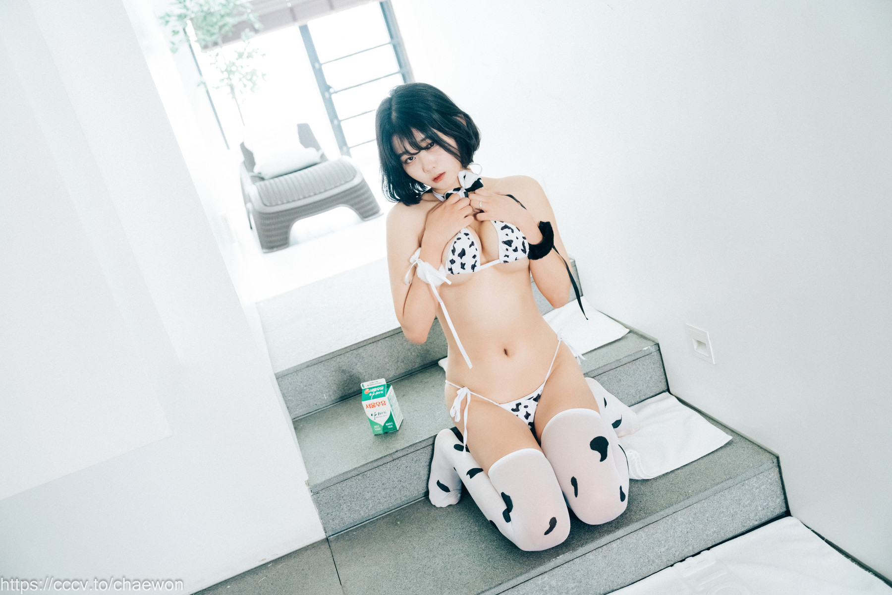 ZIA.Kwon 권지아, [Loozy] Milking Set.02の写真 5