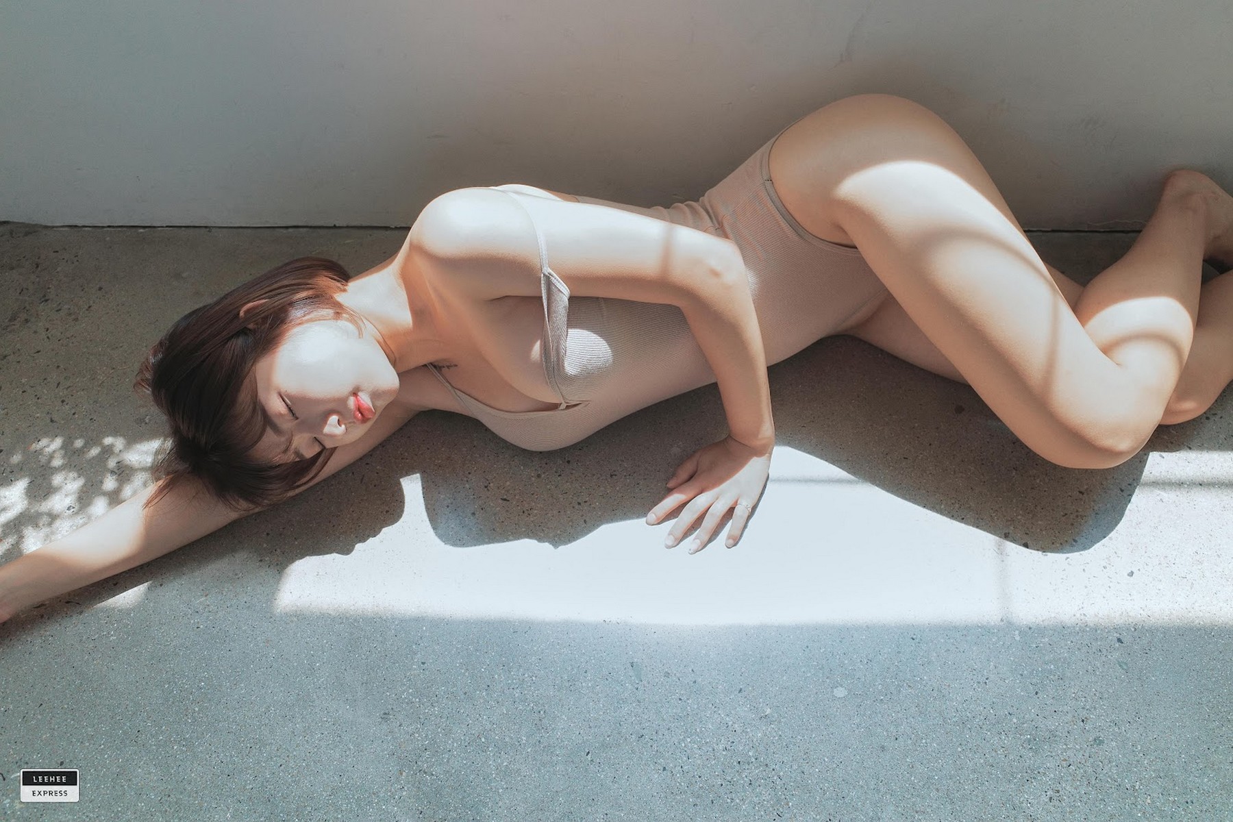 U.Hwa 은유화, [LEEHEE EXPRESS] LEDG-044の写真 18