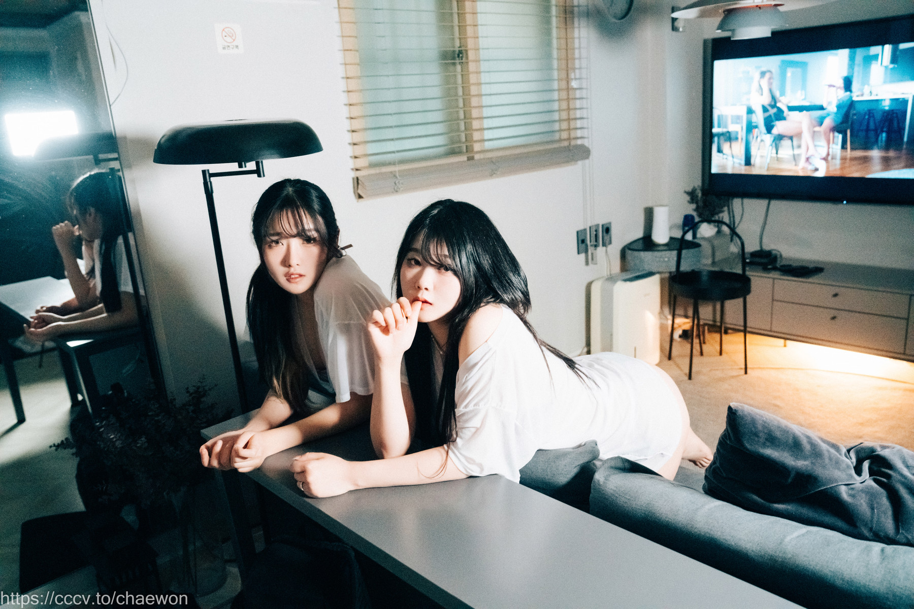 Sonson 손손, ZIA.Kwon 권지아, [Loozy] Yuri, Girl’s love Set.01の写真 36