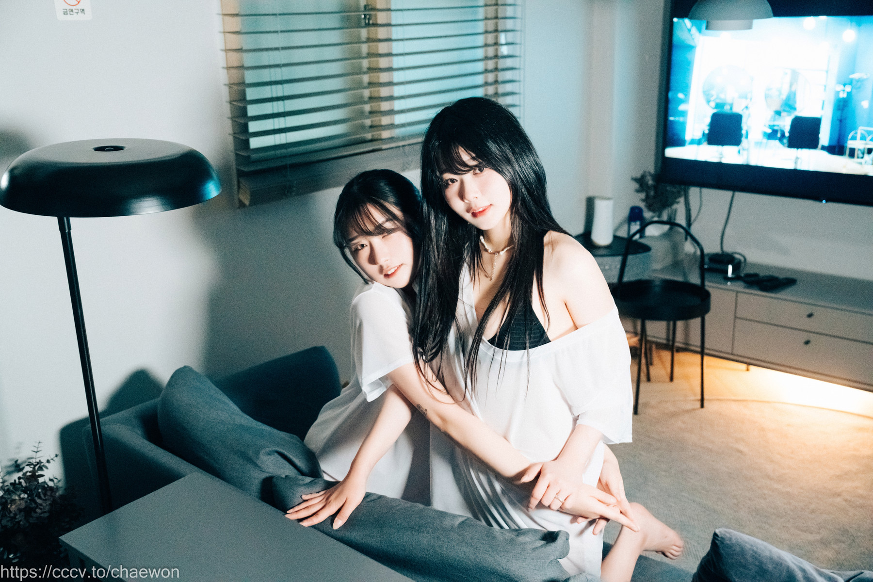 Sonson 손손, ZIA.Kwon 권지아, [Loozy] Yuri, Girl’s love Set.01の写真 43