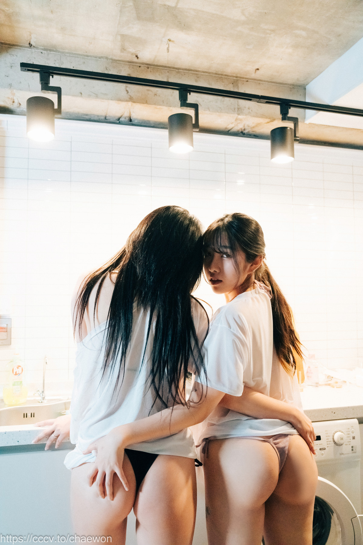 Sonson 손손, ZIA.Kwon 권지아, [Loozy] Yuri, Girl’s love Set.02の写真 30