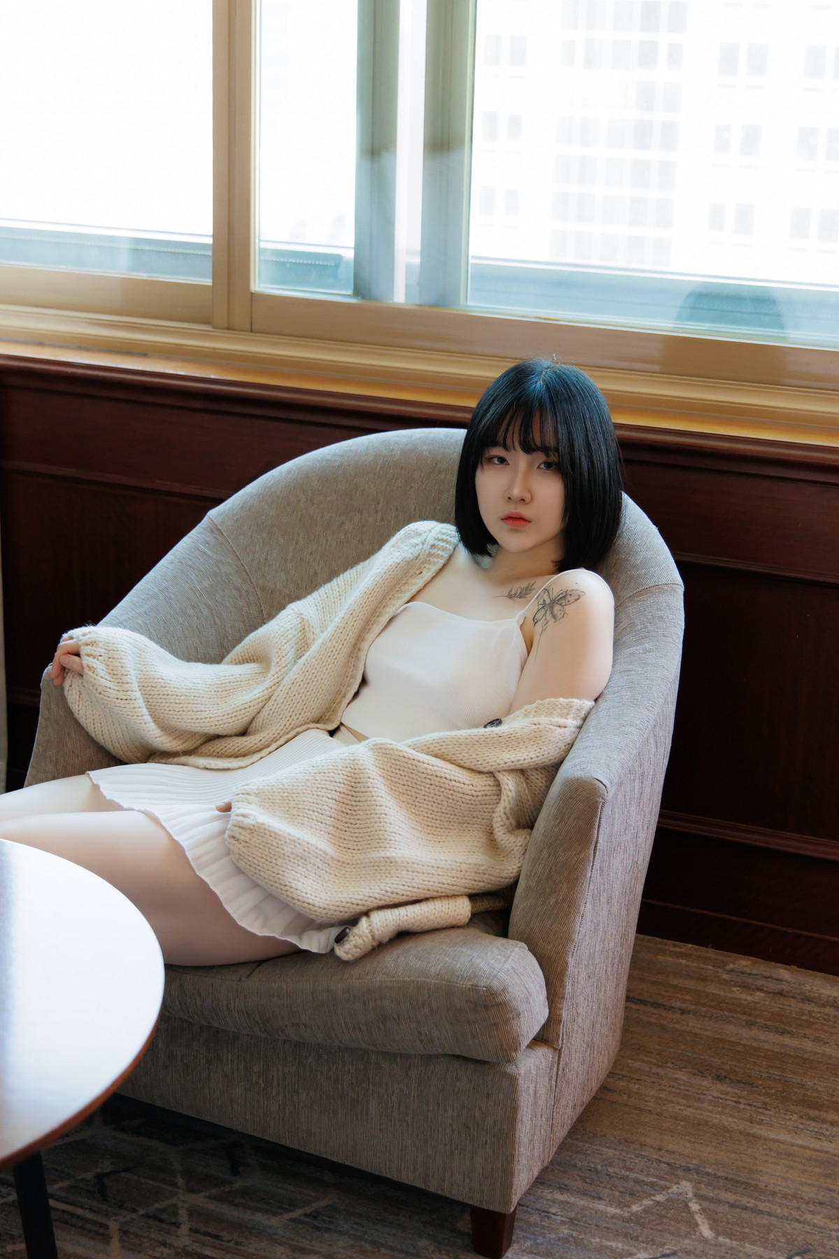 YeonJju 유연주, [UMIZINE] YeonJju 1st Photobook Set.01の写真 2