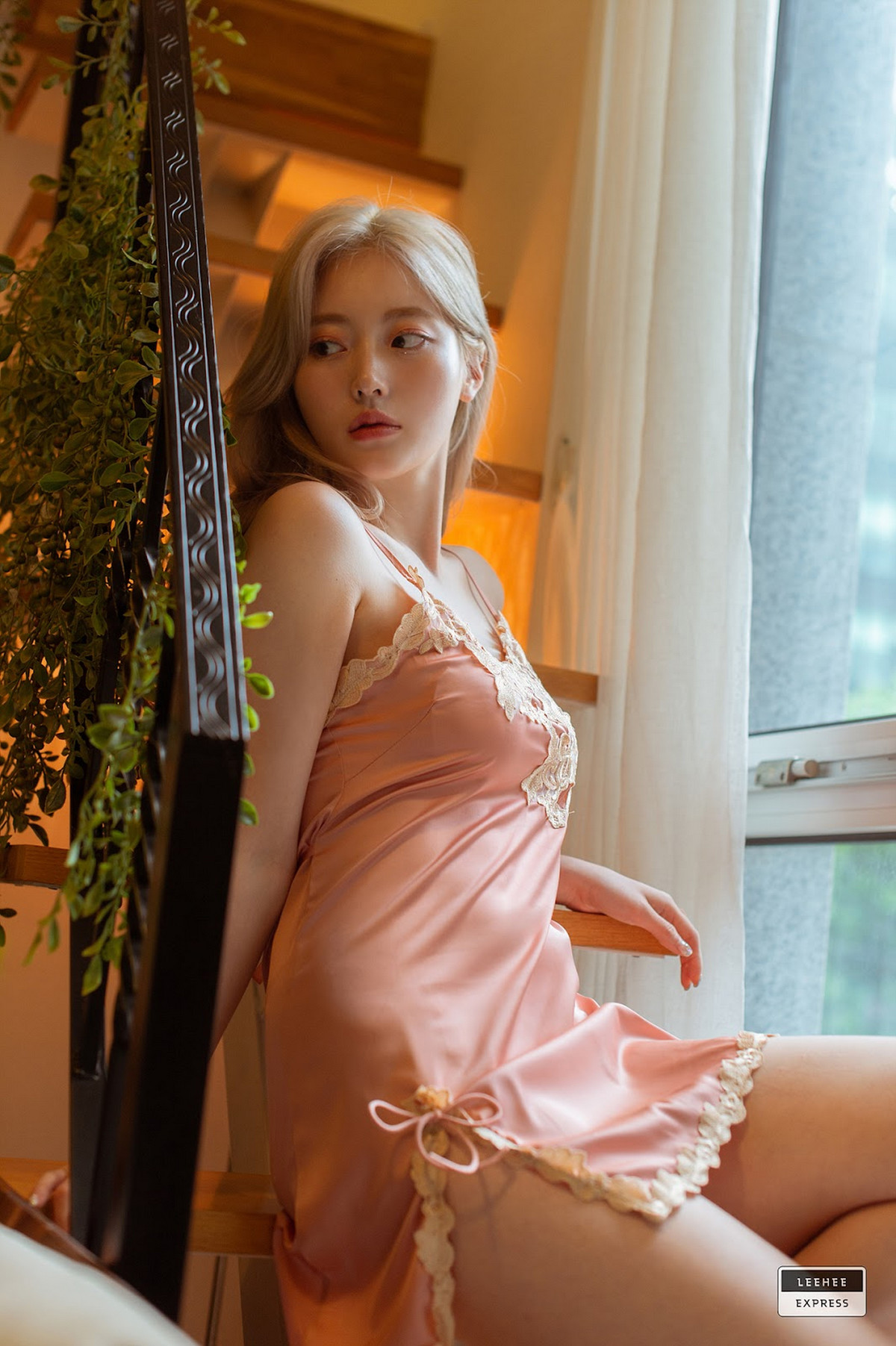 Jeong-Ah 정아, [LEEHEE EXPRESS] LEDG-077の写真 5